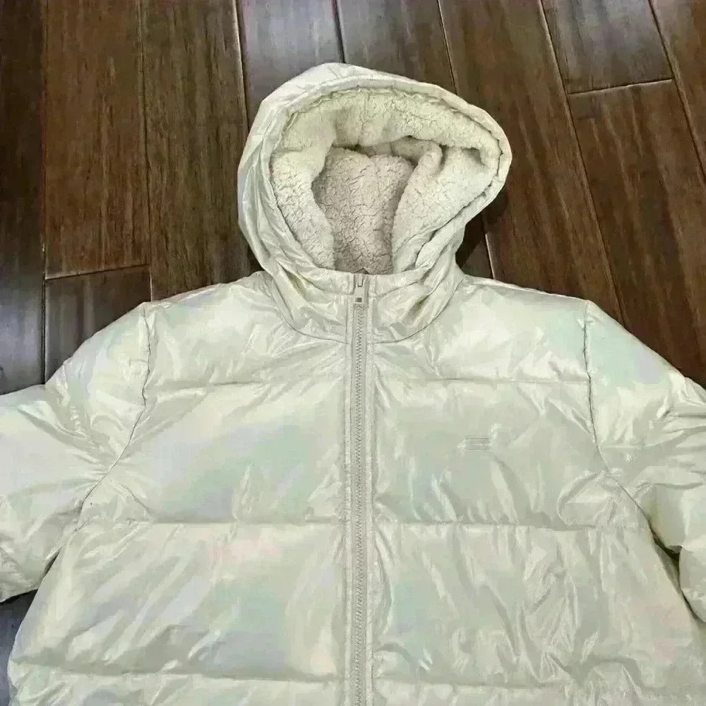 Levis Women's XL Shinny Ivory Puffer Jacket Sherpa
Lined Hooded Genuine Red Tab - Picture 8 of 13